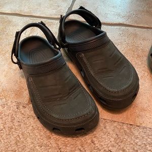 Mens Crocs Yukon
